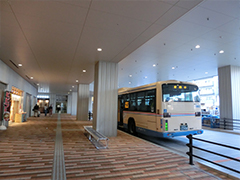 鈴蘭台駅交通広場